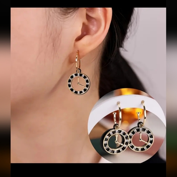 Gold and Black Clock Earrings - Picture 1 of 2